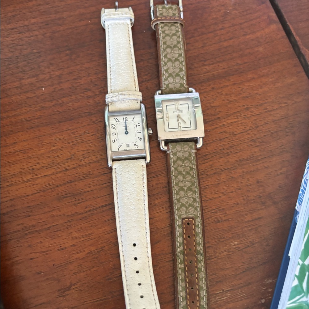 Coach women’s watches 

Needs new batteries but in good condition